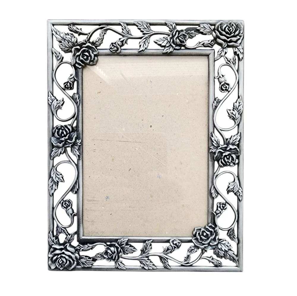 Frame photo silver tone filgree flower leaf & vine design glass front